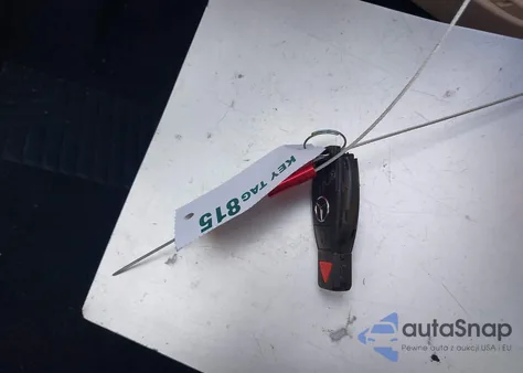 2017 Mercedes-Benz C 300 Luxury/Sport z USA, uszkodzony, nr VIN 55SWF4JB2HU210109